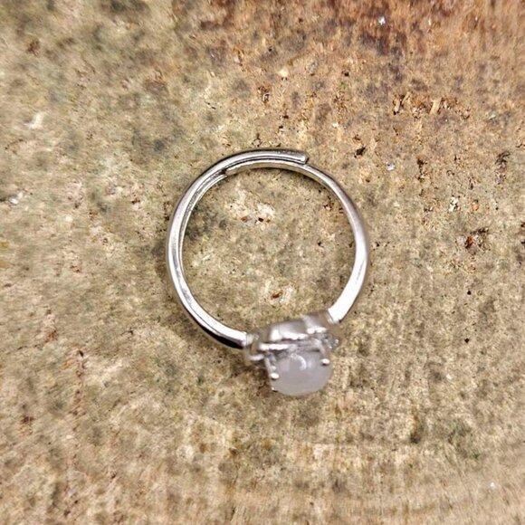 Beautiful Nature White Chalcedony Flower Band Adjustable Ring - Picture 8 of 10